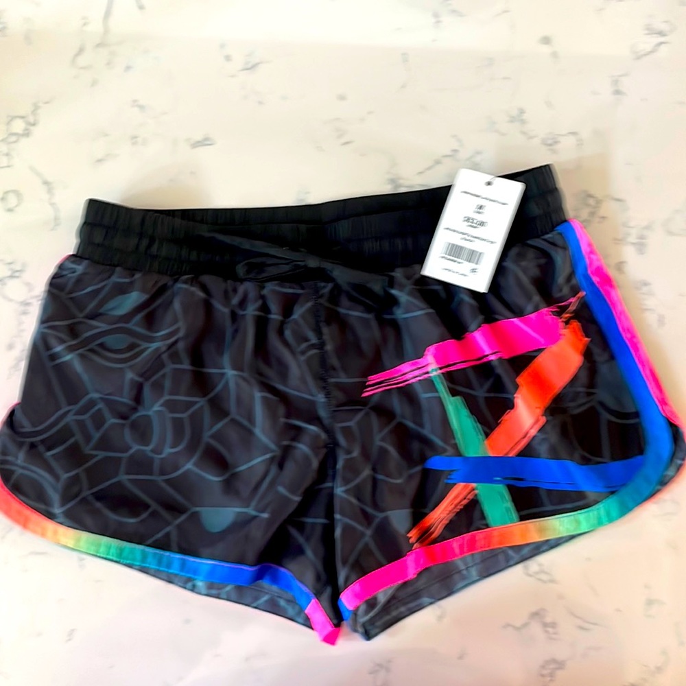 Rebel Athletic Mid Rise Short in Abstract Pop. Size Adult Medium